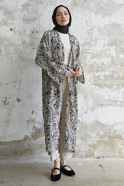 InStyle Coiled Patterned Long Kimono - Black