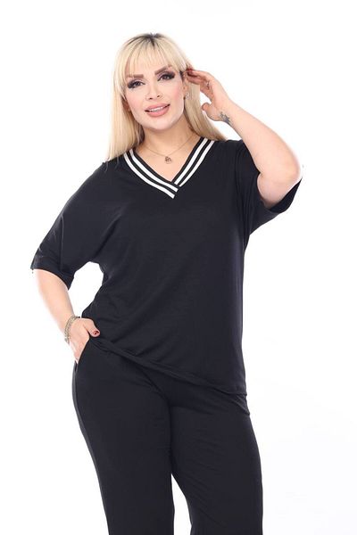 mami butik СТИЛЕН КОМПЛЕКТ ОТ ВИСКОЗА С КАПРЛИ, V-ОБРАЗНА ЯКА И КЪС РЪКАВ, ПЛЪТЕН РАЗМЕР