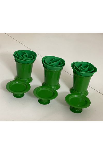 Elzem GREEN COLOR 3-PIECE ROSE BUCKET AND MAKARONET INCLUDES ROSE