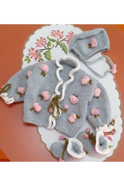 Tozpembebaby Knit Set