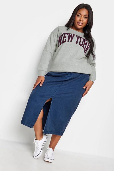 Stil Diva Plus Size Crew Neck Long Sleeve Sweatshirt with Embroidery Detail302728