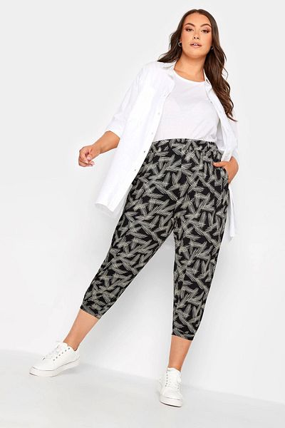 Stil Diva Pantaloni de buzunar cu imprimeu, cu croiala scurtă, peste gleznă 302448