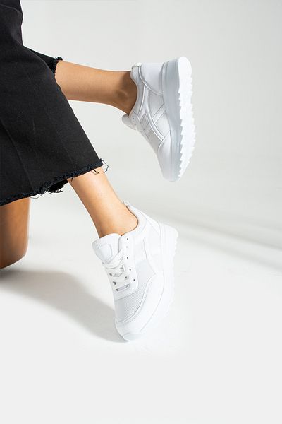 İnan Ayakkabı WOMEN'S WHITE COLOR SNEAKERS & SPORTS SHOES