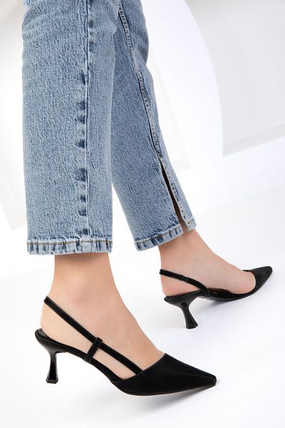 SOHO Black Women's Classic Heeled Shoes 18852