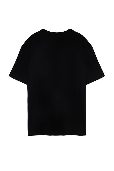 Trendyol Collection Βαμβακερό μπλουζάκι μεγάλου μεγέθους μαύρο εμπριμέ - TMNSS24BF00060