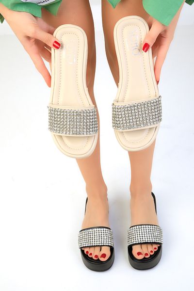 SOHO Women's Black Slippers 18995