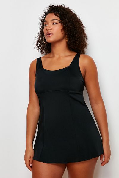 Trendyol Curve Μαύρη τετράγωνη φούστα με λαιμόκοψη Plus Size Μαγιό TBBSS24AM00011
