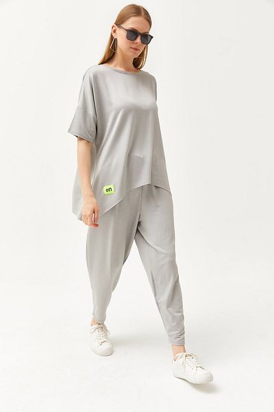 Olalook Graue asymmetrische Bluse für Damen mit weicher Struktur, Oberteil und Kristallen, Anzug TKM-19000269