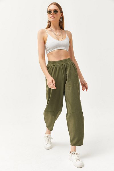 Olalook Pantaloni de damă kaki din gabardină cu buzunare elastică în talie PNT-19000267