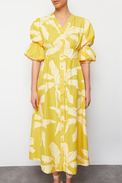 Trendyol Modest Žlté tkané šaty s kvetinovou potlačou Tctss24Eb00015
