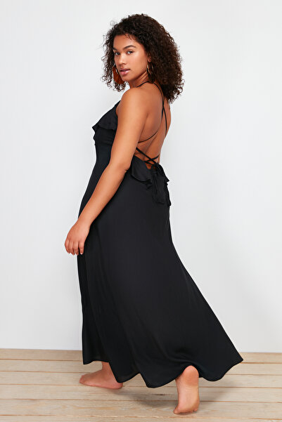 Trendyol Curve Μαύρο φόρεμα παραλίας με γιακά Maxi Flounce Plus Size TBBSS24AH00133