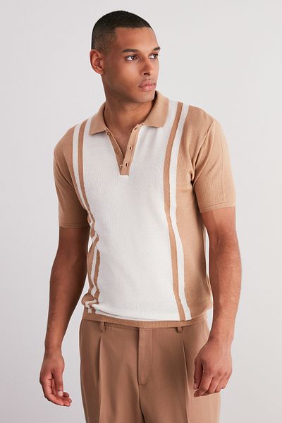 Trendyol Collection Tricou tricotat bej cu plasă normală, cu nasturi, cu gât polo TMNSS24PO00008