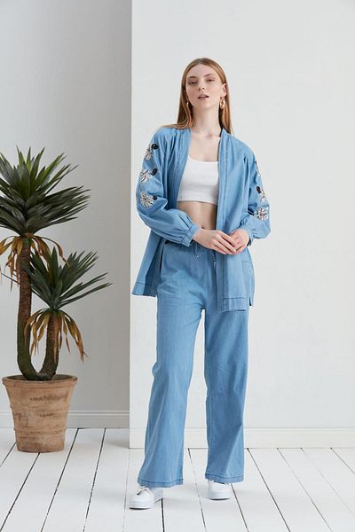 MAY MARA WOMEN'S 2-PIECE DENIM SLEEVES AND BACK EMBROIDERED JACKET PANT SET