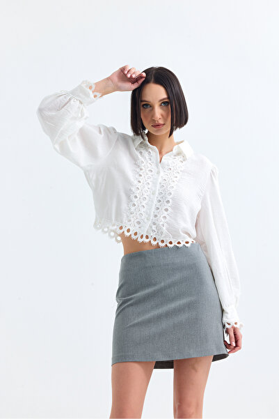 sewing story Kenarları Güpür Dantelli Crop Boy Poplin Beyaz Gömlek