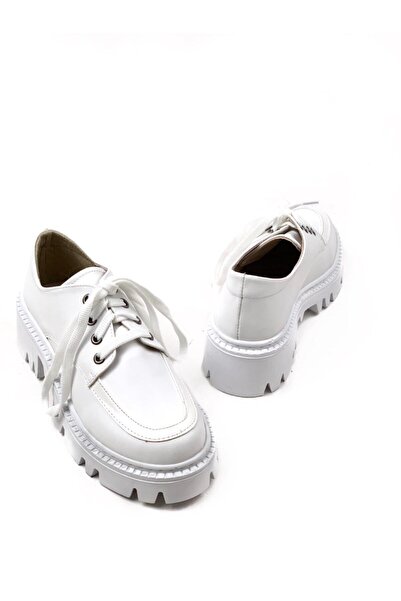 bescobel Жіночі білі мокасини з шнурівкою Leofer для щоденного носіння 104