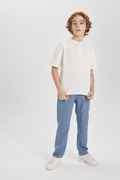 DeFacto Boy Oversize Wide Fit Prevailing Collar Short Sleeve T-Shirt B6128A824Sm