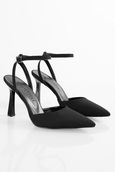 Shoeberry Martini Stilettos für Damen aus schwarzem Satin mit Knöchelriemen und Gürtel