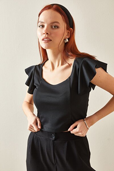 XHAN Siyah Kolları Volanlı Crop Bluz 5YXK2-48200-02
