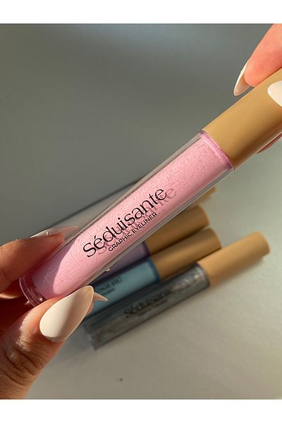 séduisante Pembe Renkli Eyeliner Ve Far