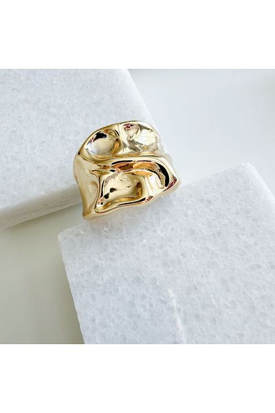 CHARMLUCKY Ring with Crinkle Pattern