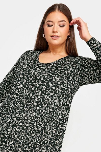 Stil Diva Plus Size V-neck Floral Print Long Sleeve Short Dress302734