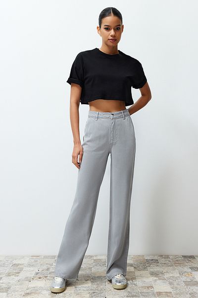 Trendyol Collection Grau 100 % Zinn ™   Jeans mit niedrigem Bund und weitem Bein – langlebig TWOSS23JE00219