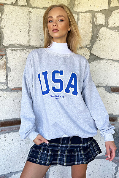 Trend Alaçatı Stili Kadın Gri-Lacivert Bisiklet Yaka İçi Şardonlu Baskılı Oversize Sweatshirt Alc-X11007