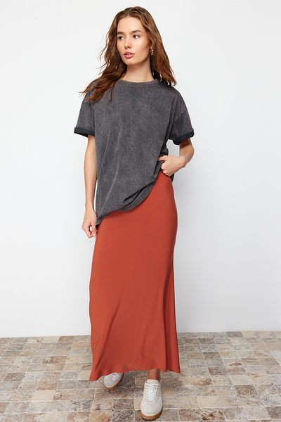 Trendyol Collection Cinnamon Fishing Form Flexible Maxi Skirt TWOSS24ET00155