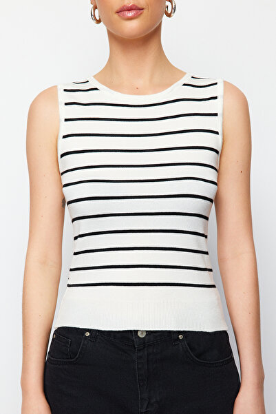 Trendyol Collection Εκρού Premium νήμα/ειδικό νήμα ριγέ πόλο πλεκτό μπλούζα TWOSS24BZ00387