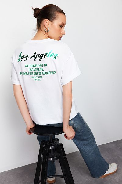 Trendyol Collection Tricou alb tricotat supradimensionat/cu croiala lată din folie premium față și spate/Imprimat strălucitor TWOSS24TS00099