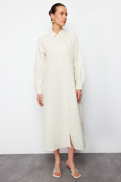 Trendyol Modest Beiges, geknöpftes, gewebtes Hemdkleid TCTSS24EB00137