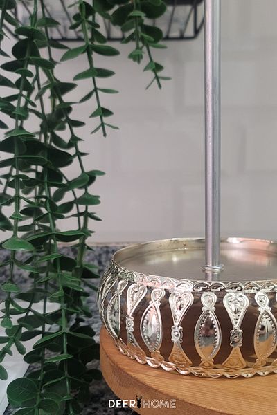 Passionis Luxury Paper Towel Napkin Holder, Palace Motif Metal Decorative Presentation Holder Towel Napkin