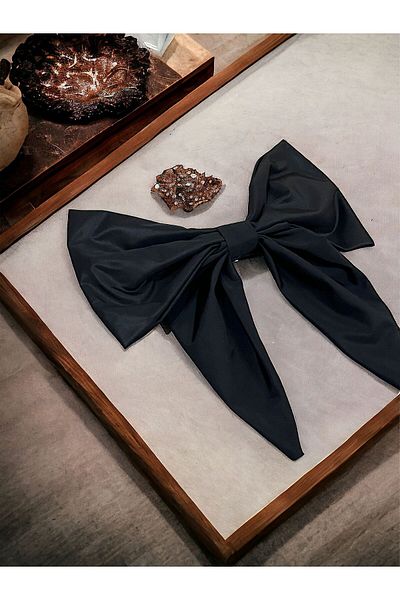 Rachel Design Black Bow Buckle-18-20 cm