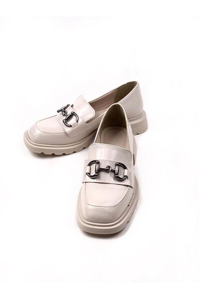 bescobel Γυναικεία Μπεζ Merta Buckle Patent Leather Leofer Moccasin Casual Παπούτσια