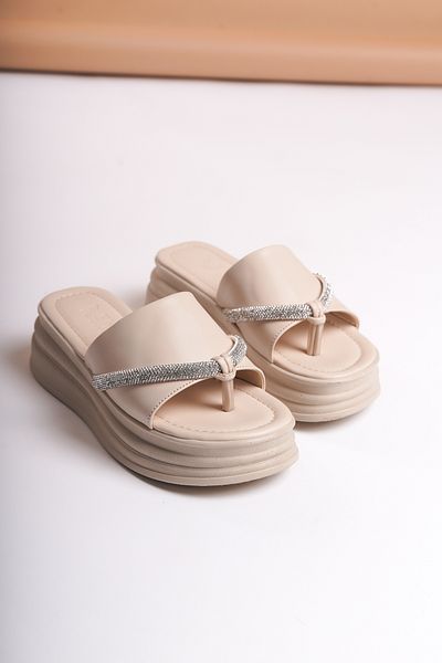 SEEM & BE Maria High-Sole Flip Flops with Shiny Stone Detail
