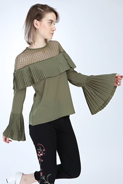 sharin Women's Khaki Ruffle Polka Dot Blouse 13c-1022