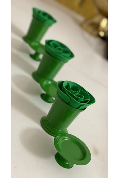 Elzem GREEN COLOR 3-PIECE ROSE BUCKET AND MAKARONET INCLUDES ROSE