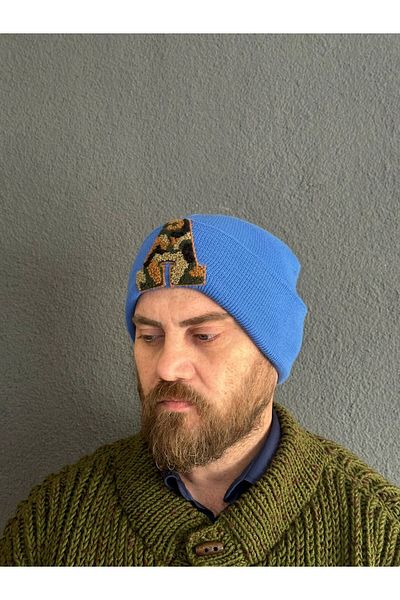 Gönülden Tasarım Мъжка плетена барета - камуфлажен дизайн с буква А