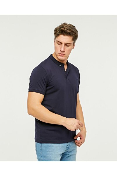 Rey Polo BUTTON DETAIL POLO NECK T-SHIRT