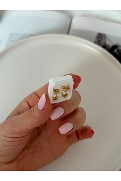 Miliva Gold Tragus Earrings| Double Tragus Earrings