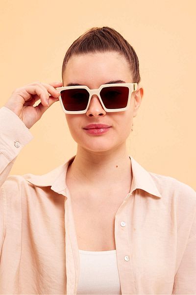 Nilu Moda نظارات شمسية عصرية من NILU