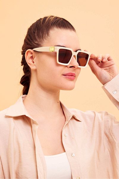 Nilu Moda نظارات شمسية عصرية من NILU