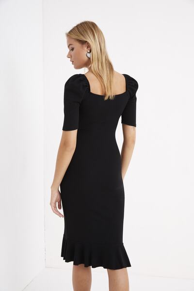 Cool & Sexy Kadın Siyah Eteği Volanlı Balon Kol Kaşkorse Maxi Elbise Yİ1896
