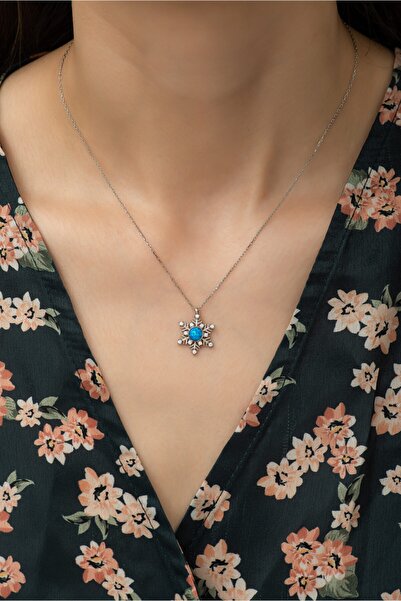 Nereze 925 Ayar Opal Taşlı Kartanesi Kadın Gümüş Kolye