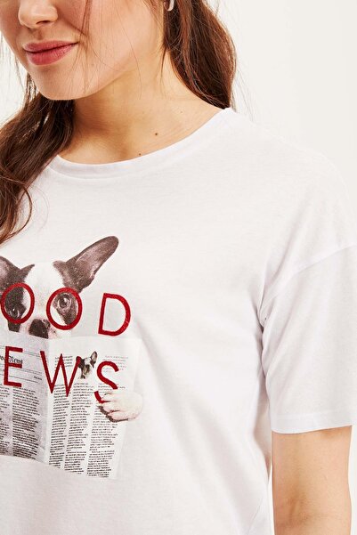 DeFacto Γυναικείο κοντομάνικο μπλουζάκι με λευκό στάμπα L0082AZ.19SM.WT34