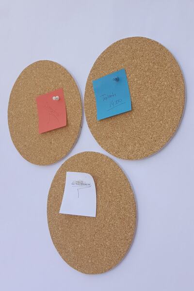 direkt-al Mantar Arkası Yapışkanlı Duvar Panosu Yuvarlak Kesimli 3 Adet Set