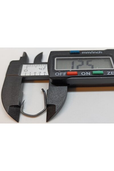 SAZAN RİG Claw (pençe) Model Teflon Mat Siyah Delikli Olta Iğnesi No:4 (10 Adet)