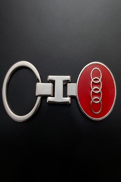 C9 Audi Red Vehicle Special Metal Two-Way Keychain