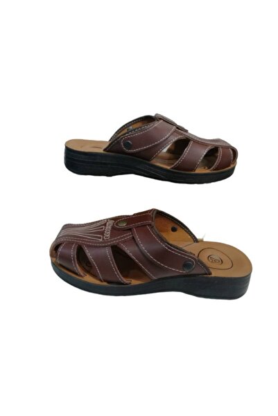 Akım Παντόφλες που μετατρέπονται σε σανδάλια με κλειστό μπροστινό μέρος