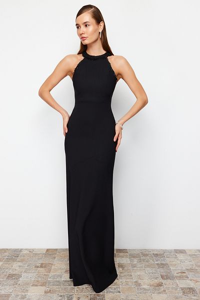 Trendyol Collection Μαύρο Εφαρμοσμένο Γυαλιστερό Πέτρινο Υφαντό Μακρύ Κομψό Βραδινό Φόρεμα Νυχτερινής Αποφοίτησης TPRSS24AE00023